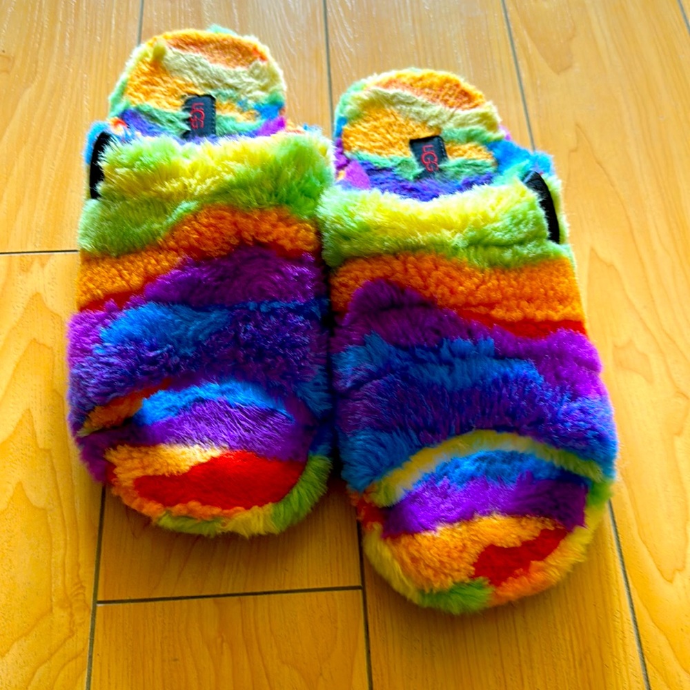 Ugg ‘Pride’ Rainbow Slippers 🌈✨